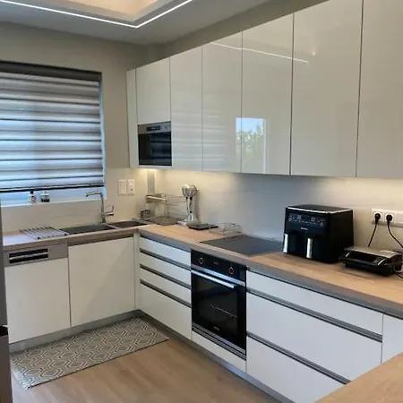 Cozy, ηλιόλουστο 85τμ Tripoli